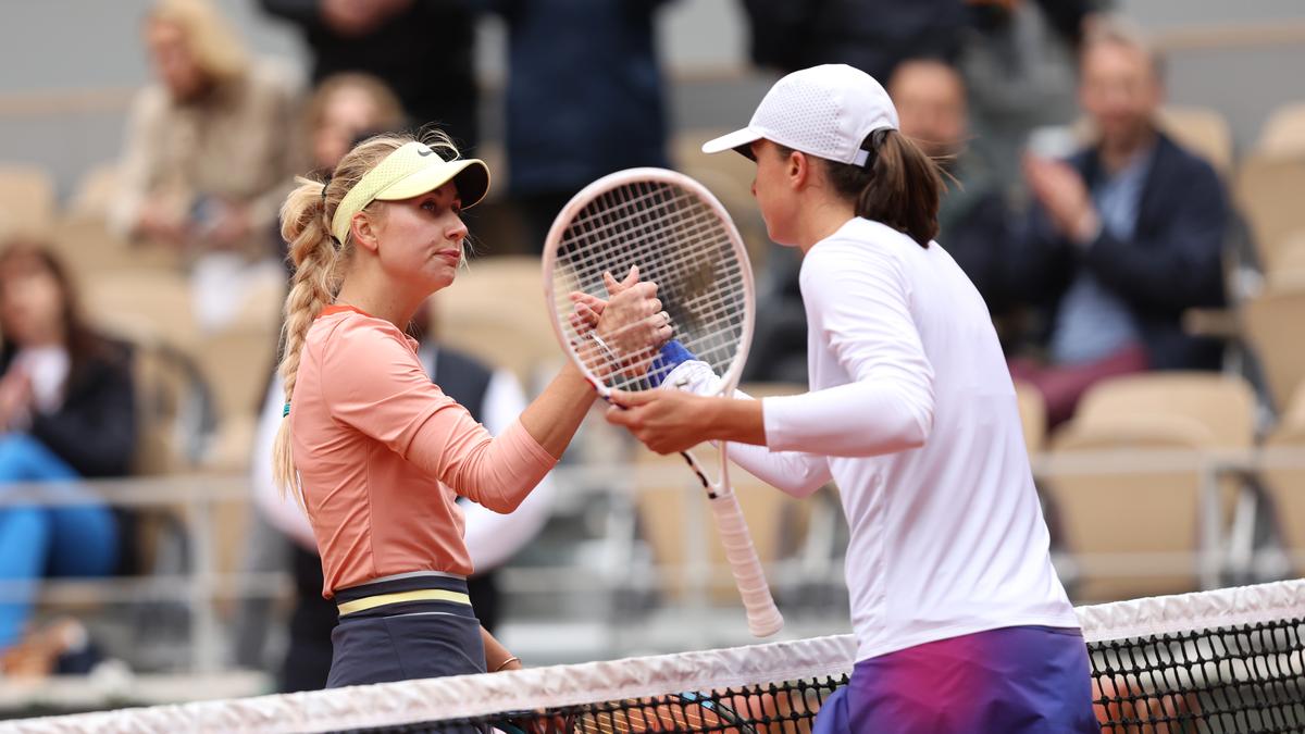 French Open 2024: Iga Swiatek into quarterfinals after 40-minute blitz