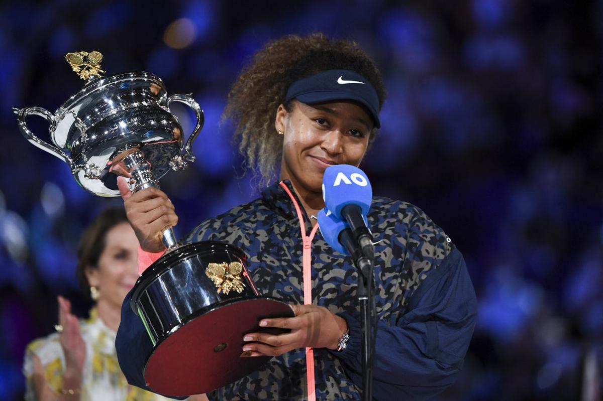 Naomi Osaka looking beautiful in photo shoot ith Australian Open trophy -  Tennis Tonic - News, Predictions, H2H, Live Scores, stats