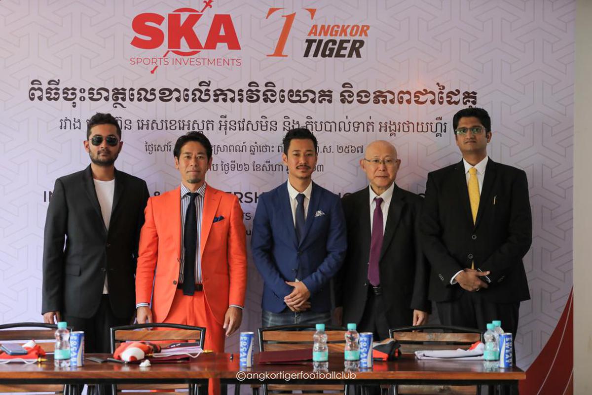 Rohit Ramesh, director of SkaSports Investments, Akihiro Kato, chairman of Angkor Tiger Football Club, Takahisa Kiyone, CEO of Angkor Tiger FC, His Excellency Kawaguchi Masaki, Director and Counsellor, Consular Officer of Japan in Siem Reap, Cambodia, and Sudhir Menon, director SkaSports Investments.