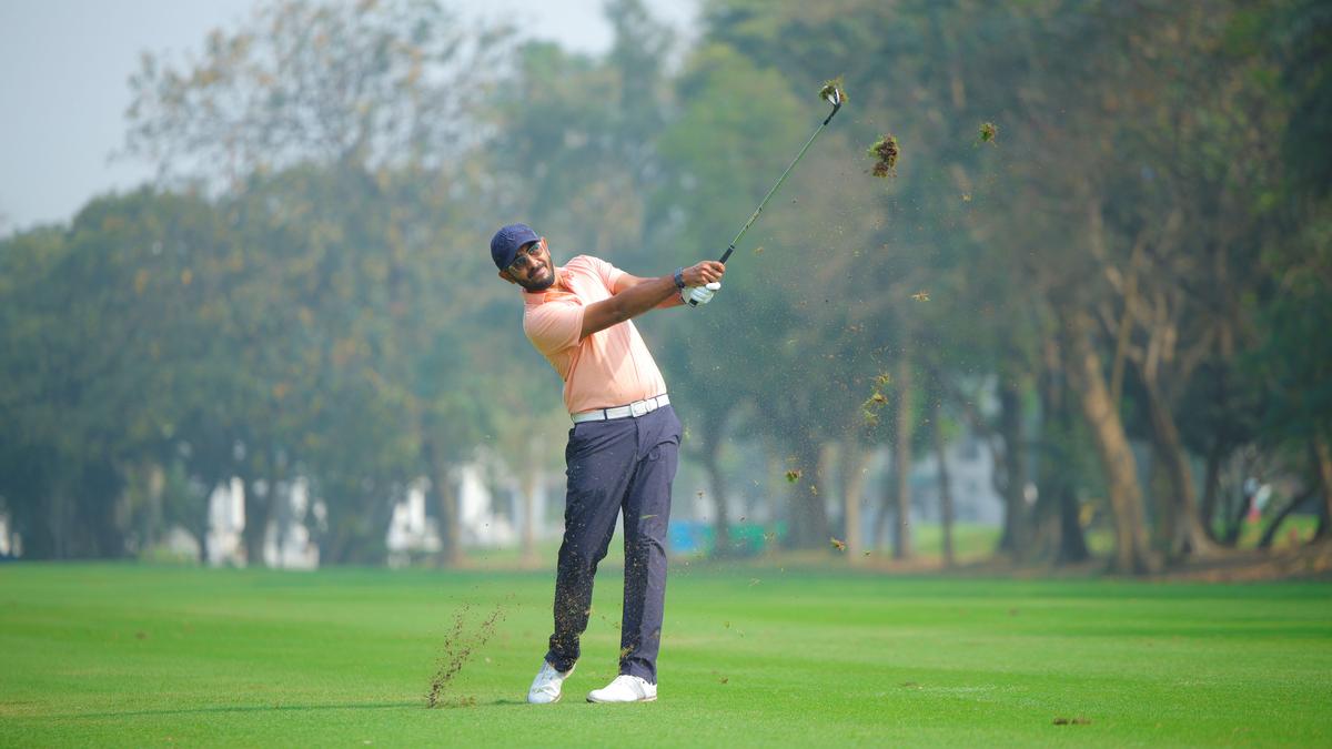 GOLF |  A sensational nine-under 61 gives Yuvraj Sandhu the sole lead