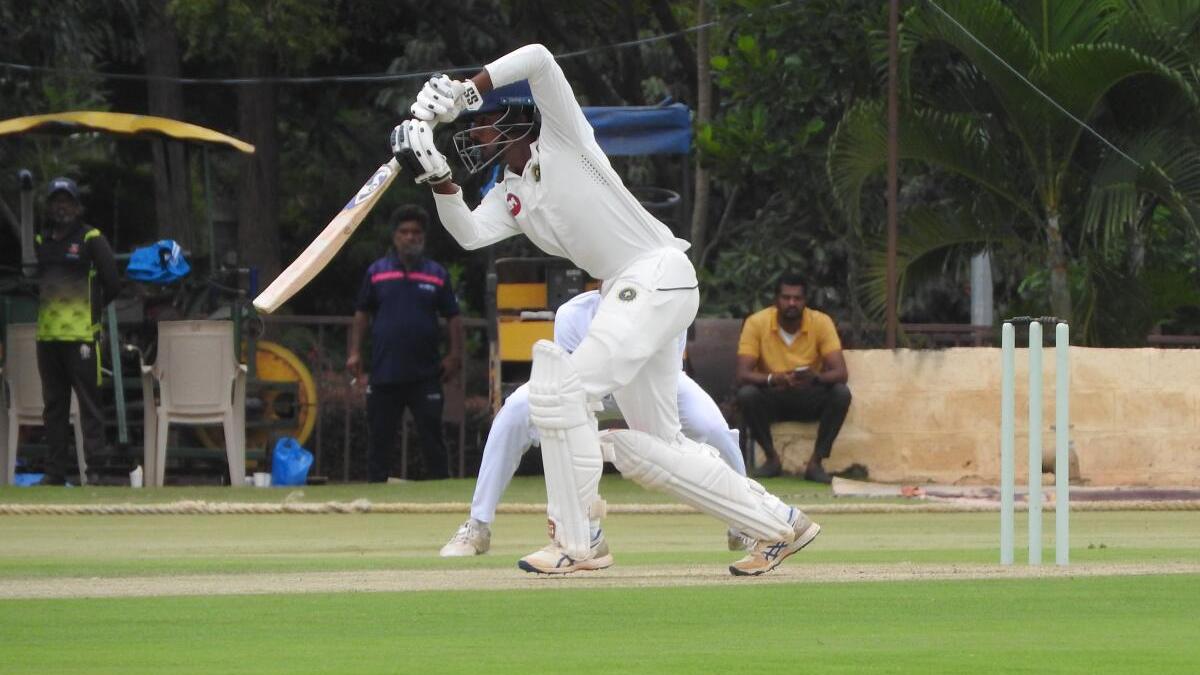 Kunnummal, Akshay score resolute half-centuries
Premium