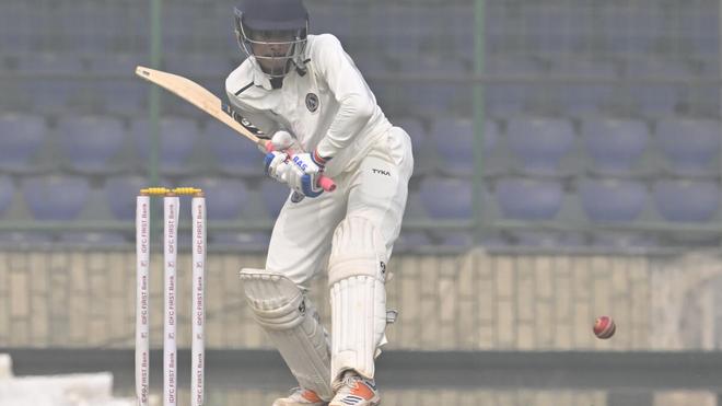  Sharandeep-grinds-out-a-halfcentury-on-a-slowmoving-opening-day-Premium