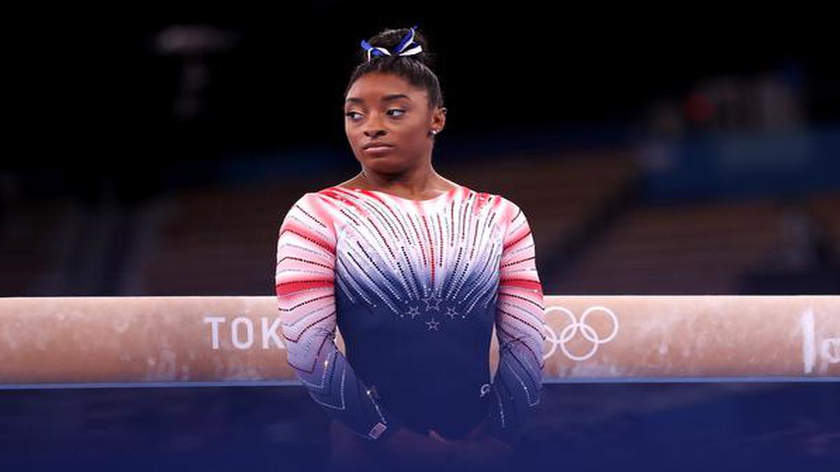La star de la gymnastique Simone Biles est nommée « athlète féminine AP de l’année » pour la troisième fois après un retour éblouissant