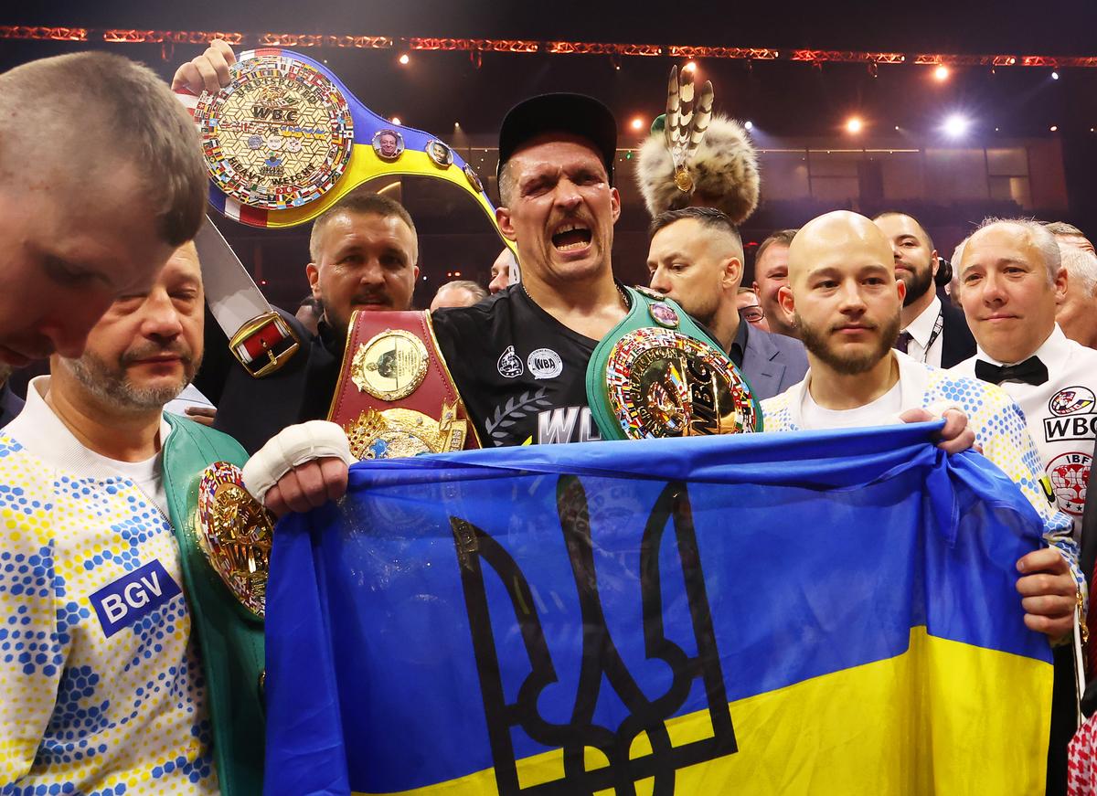 History curtailed? Usyk’s reign as undisputed heavyweight world champion may last only weeks. The IBF could strip him of one of his four titles for not fighting its mandatory challenger. | Photo credit: Getty Images