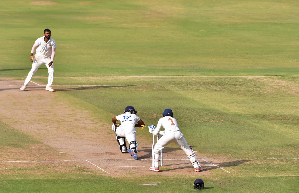 Excellent glovework: Andhra wicketkeeper K. Srikar Bharat sends back Hyderabad’s Nitesh Reddy with a smart stumping in the Ranji Trophy Elite Group B match in Hyderabad on Wednesday, November 13, 2024. 