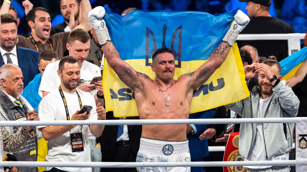 Oleksandr Usyk chases Tyson Fury legacy fight, but showdown remains a dream