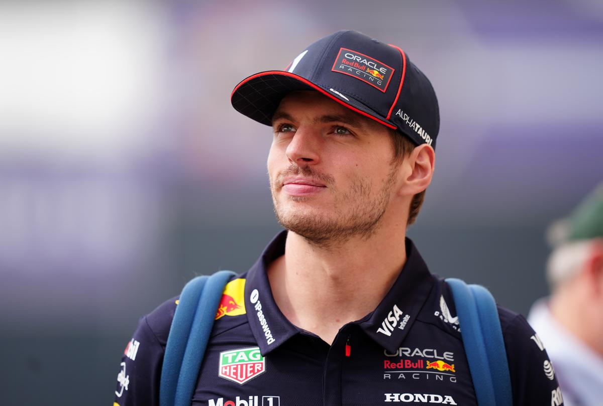 Simplesmente incrível! A certa altura, a 104 pontos do líder, Verstappen recuperou o caminho de volta à corrida pelo título. Simplesmente incrível! A certa altura, a 104 pontos do líder, Verstappen recuperou o caminho de volta à corrida pelo título.