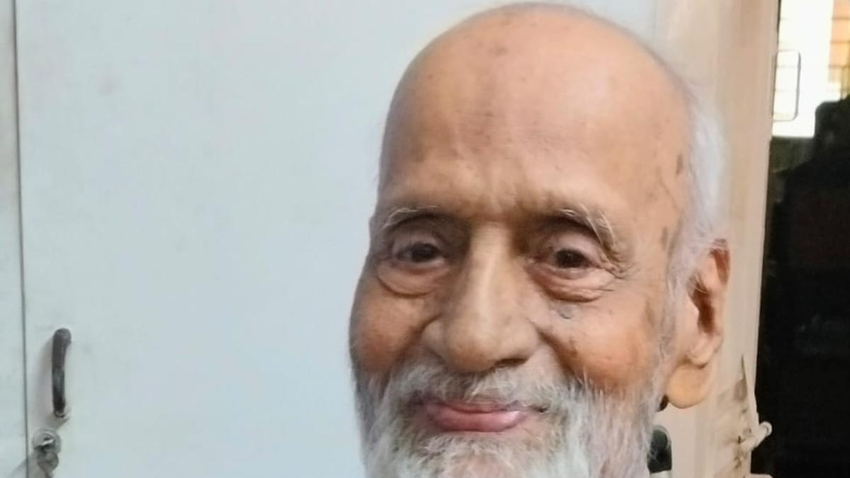 Veteran sports journalist T.R. Ranganathan passes away