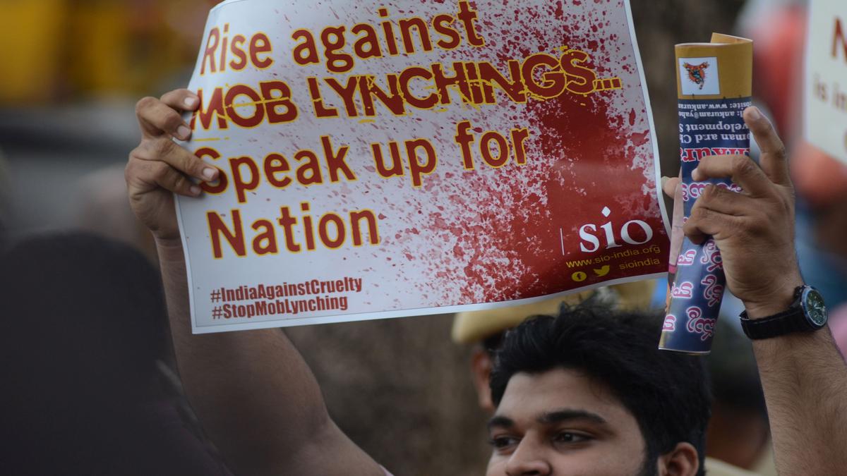 Morning Digest | Supreme Court asks Centre, six States to respond to plea on lynchings; INDIA MPs to visit Manipur, and more