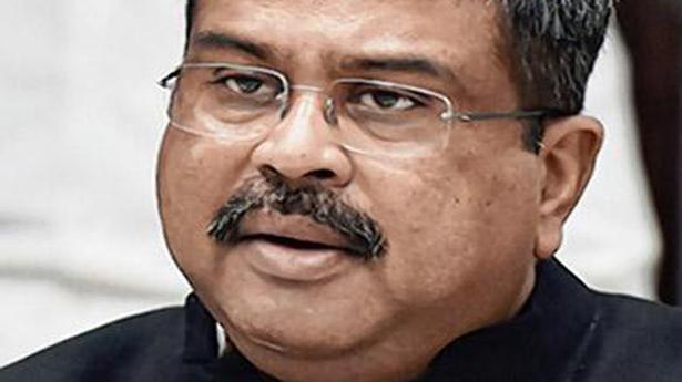 Midday meal funds issue will be resolved soon: Pradhan