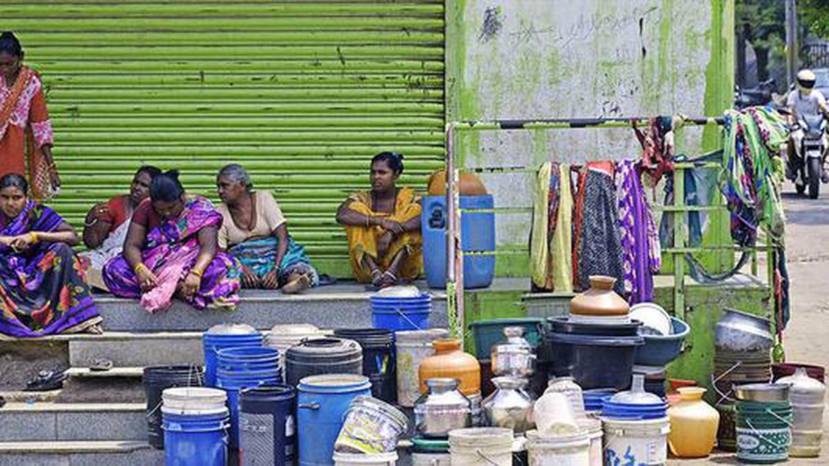 Telangana Govt appoints 10 IAS officers to monitor drinking water situation in urban and rural areas