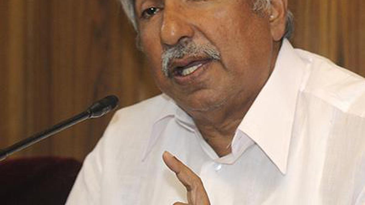 Sexual misconduct case: LDF agrees to UDF’s adjournment motion to discuss ‘conspiracy to ensnare’ Oommen Chandy