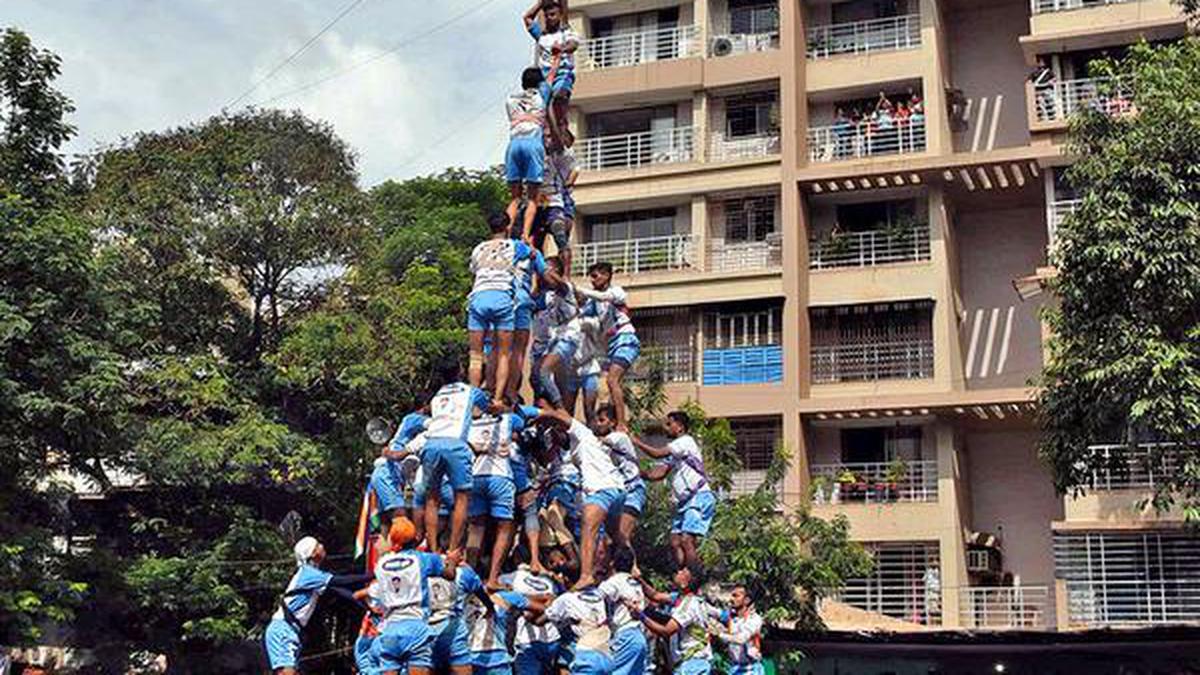 BMC keeps 125 beds ready at civic hospitals to treat Govindas if they get injured during Dahi Handi celebrations