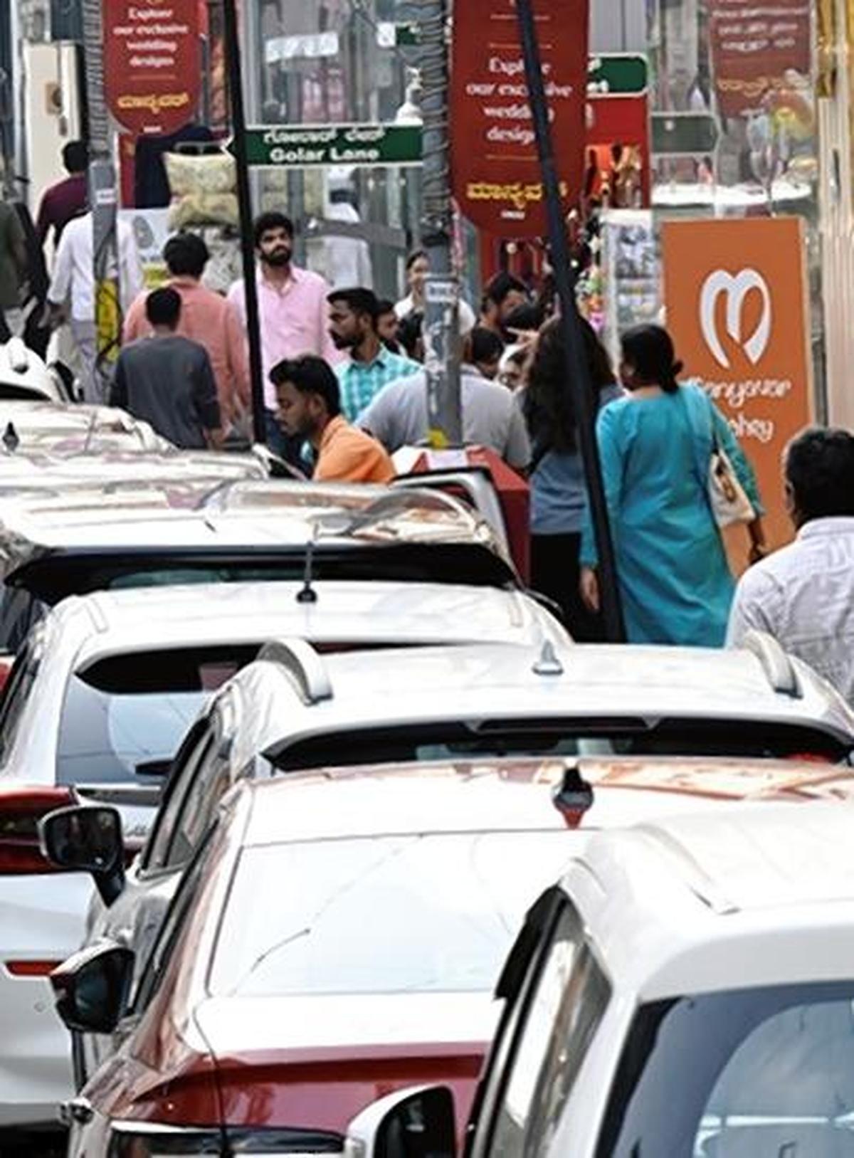 thehindu.com - Lalatendu Mishra - CAFE III norms near industry-wide consensus