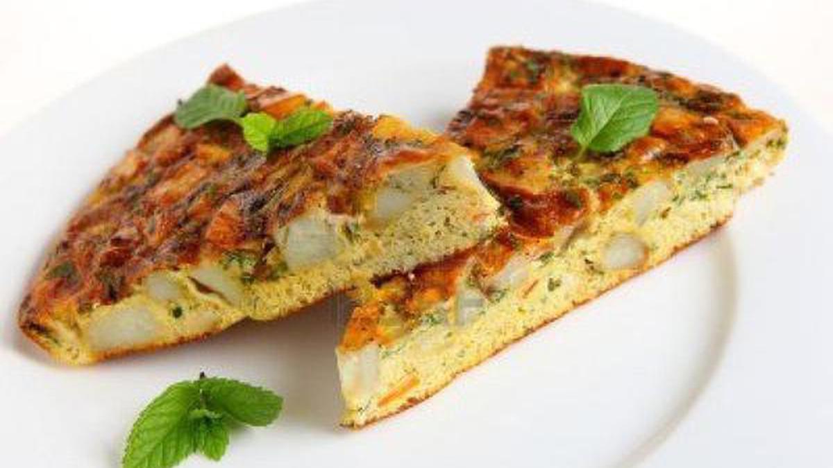 Easy recipe to make spicy Spanish omelette