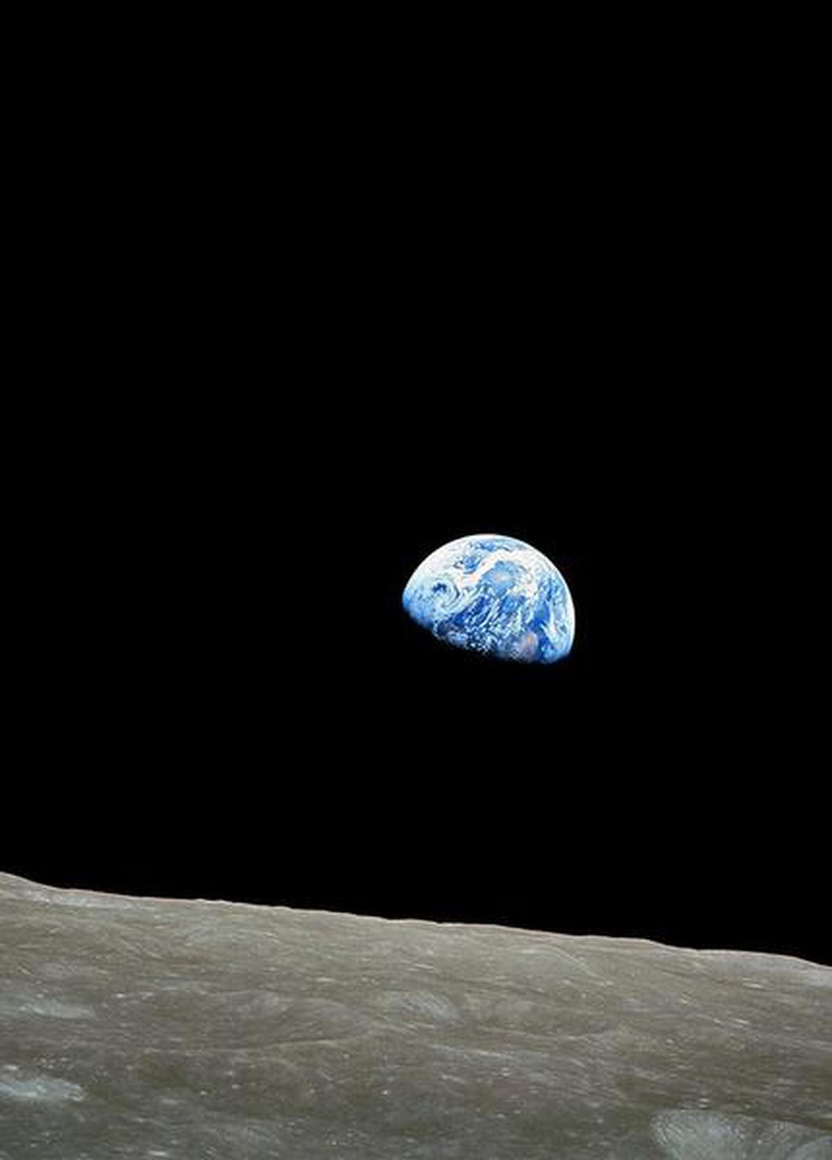 Earthrise, 1968.