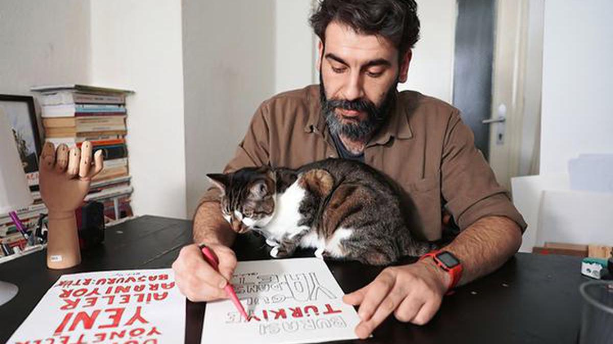 With biting humour and the street as canvas, artist exposes Turkiye’s ills