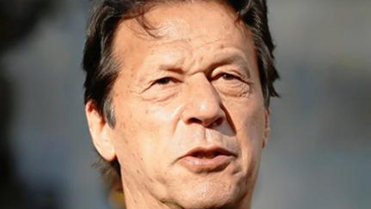 Pakistan Pm Imran Khan Issues Special Permit For Dubai Royals To Hunt