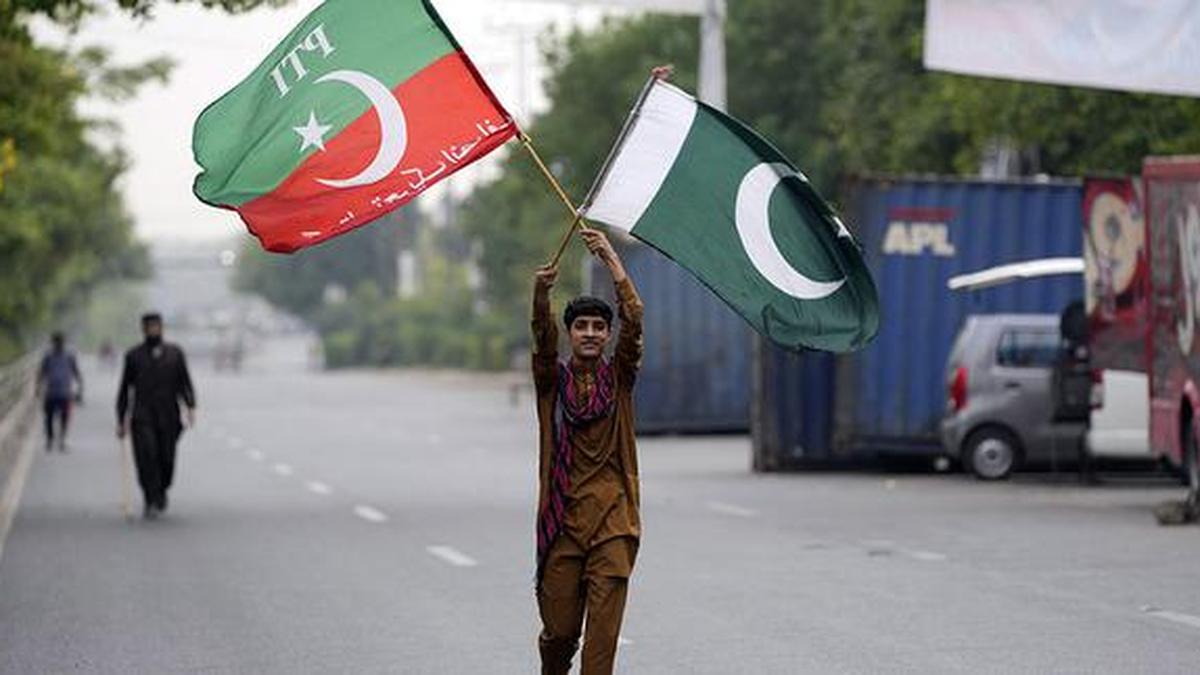 Punjab police to send delegation to search Imran’s home in Lahore tomorrow: Minister