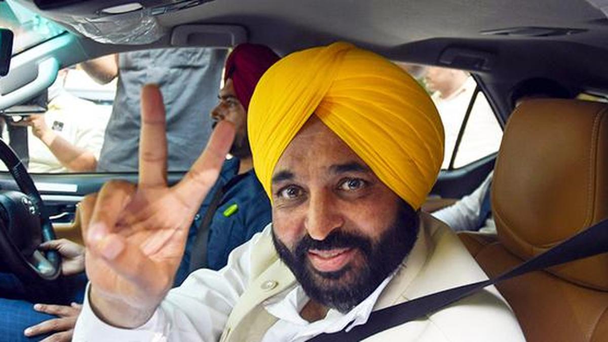 Punjab CM meets Kejriwal in Tihar, discusses poll outcome