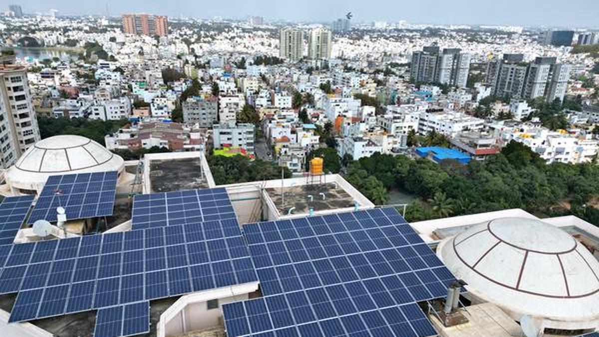 Karnataka government issues guidelines to escoms for implementation of solar rooftop schemes 