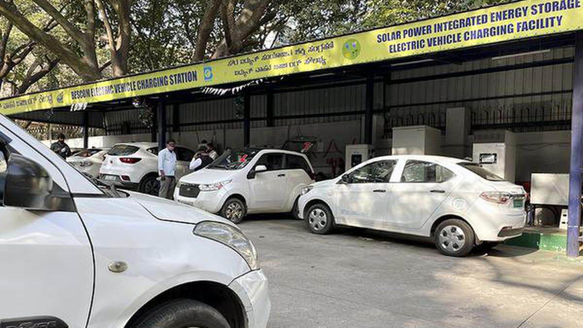 Govt approves E-Vehicle Policy; minimum investment fixed at $500 m