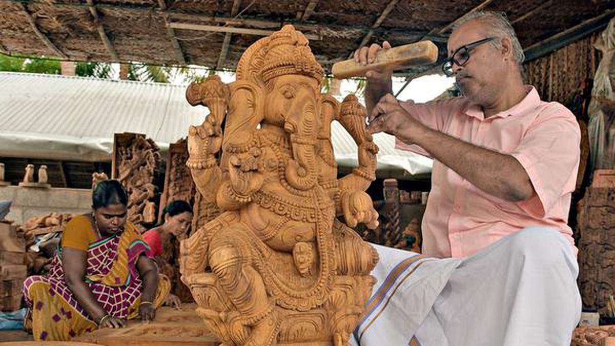 Watch | Meet the artisans behind Tamil Nadu’s traditional wood carving