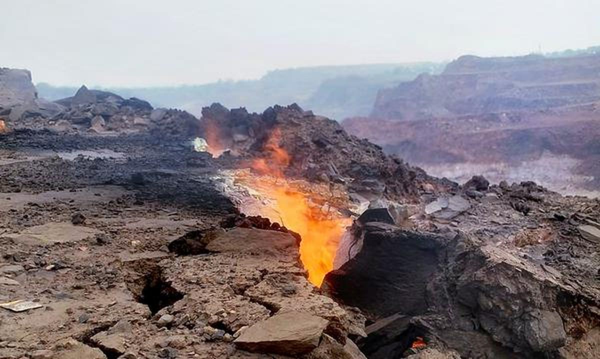 thehindu.com - Vasudevan Mukunth - Jharia coal fires may burn hotter, emit more greenhouse gases than thought
