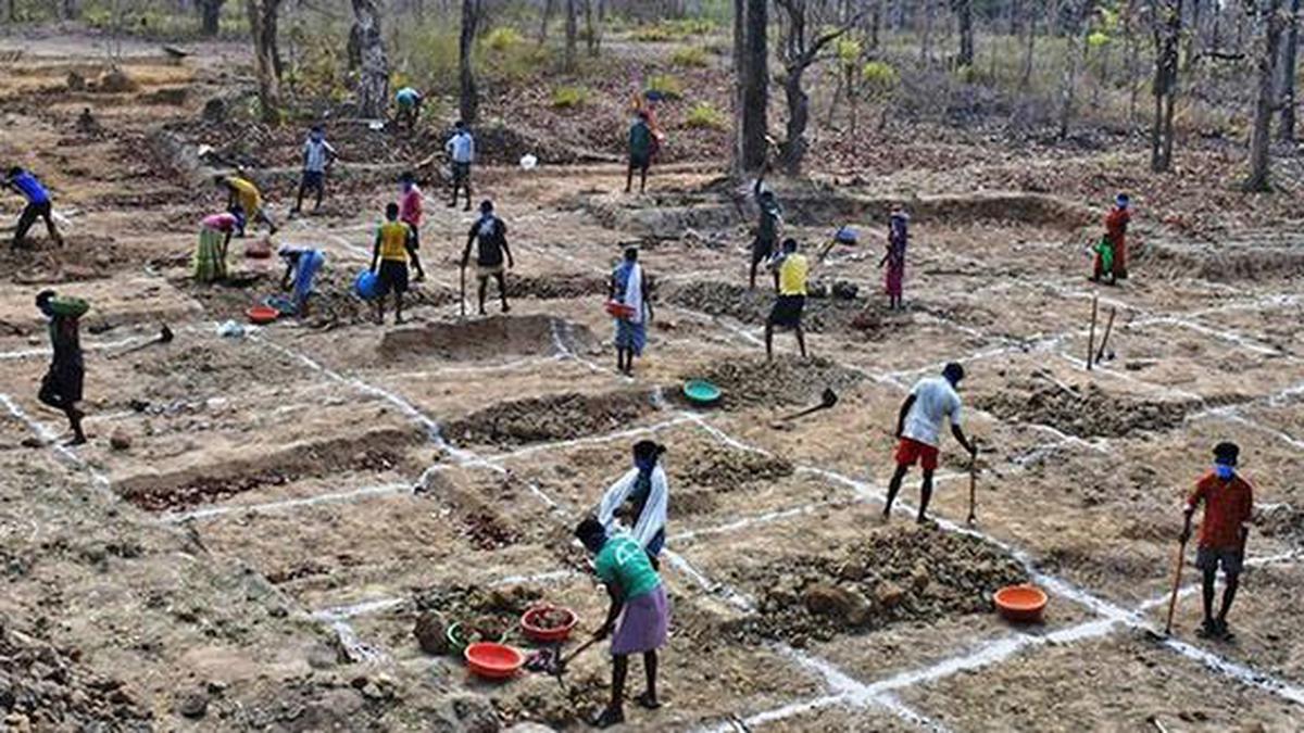 Bihar to fix snags in MGNREGA’s app-based attendance system