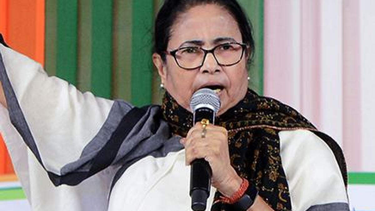 Mamata Banerjee slams BJP over farmers protest; claims party runs 'government of Ravan' at Centre