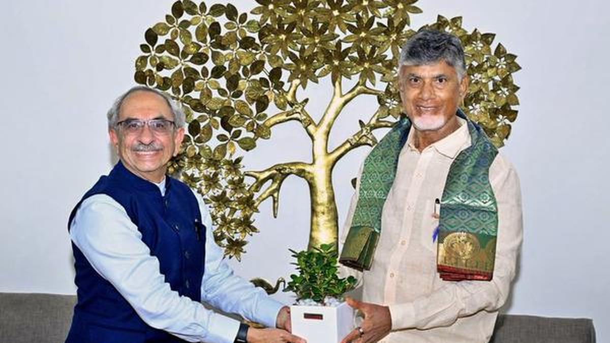 Godrej Industries Chairman Nadir Godrej meets A.P. CM 