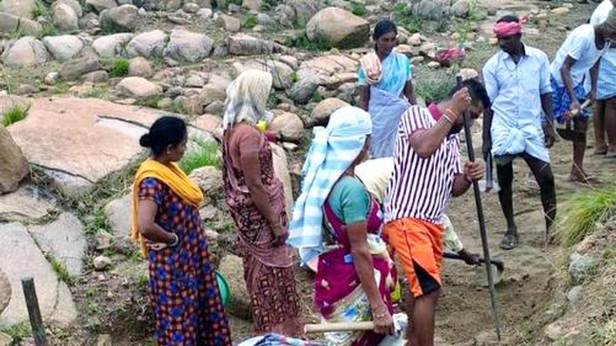 Chinna Bompalle tank gets water after 20 years on feeder channel works