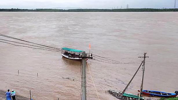 High alert sounded in flood prone mandals due to heavy rain forecast in catchment areas