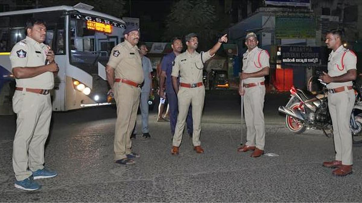 ‘Operation Night Safety’ drive: Anantapur police book 34 drunken driving cases, 91 for open drinking