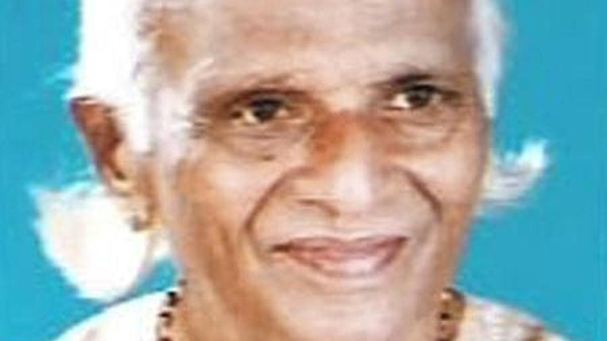 Writer Ambatanaya Mudradi passes away in Udupi