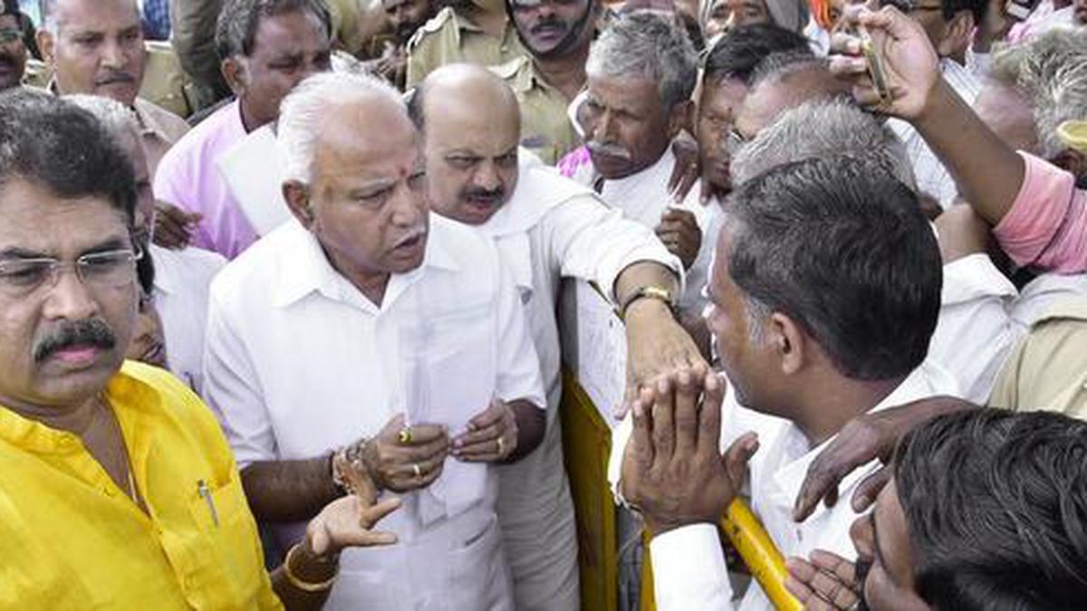 Karnataka CM reviews flood relief - The Hindu