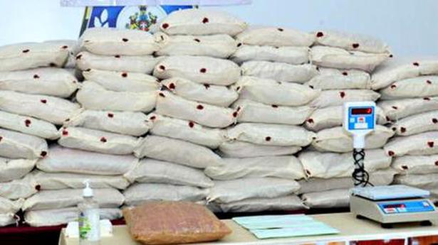 Mumbai police seize more than 700 kg mephedrone worth Rs 1,400 crore, arrest five persons