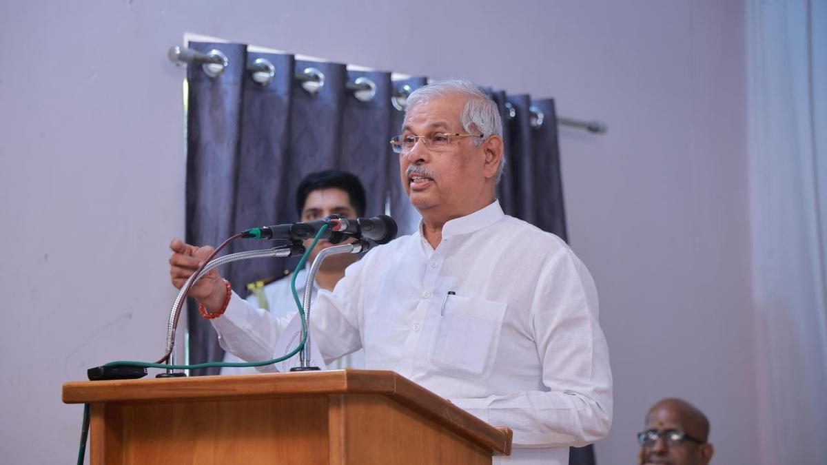 Governor Rajendra Vishwanath Arlekar inaugurates national seminar