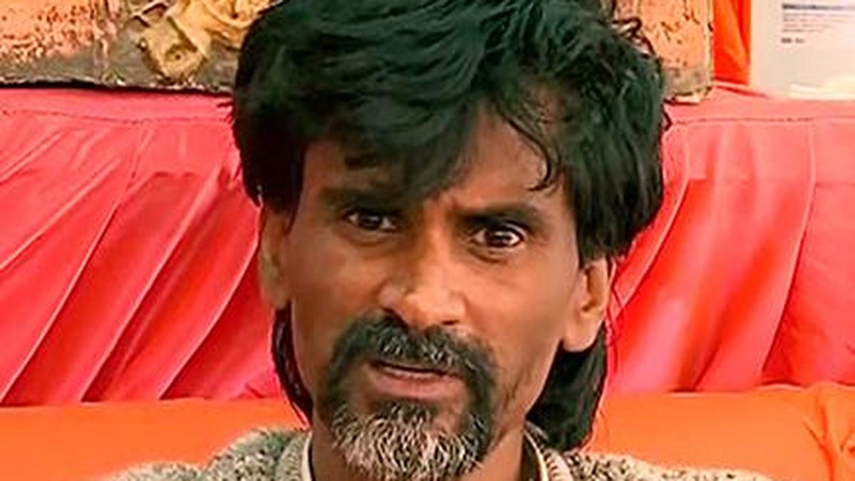 'Right time' for Devendra Fadnavis to grant quota to Marathas, win their hearts: Manoj Jarange