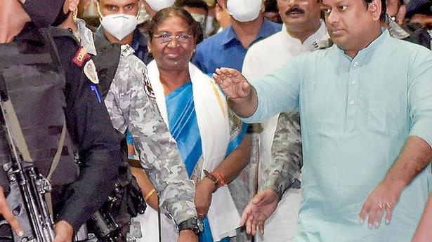 Morning Digest | Situation under control in Goa, says Congress; all eyes on Trinamool as Murmu visits West Bengal, and more