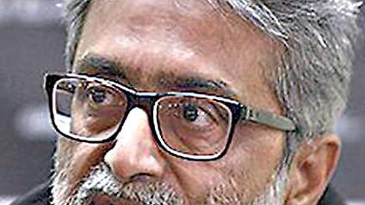 Elgar case | No allegation of Gautam Navlakha committing any act of violence, lawyer tells HC