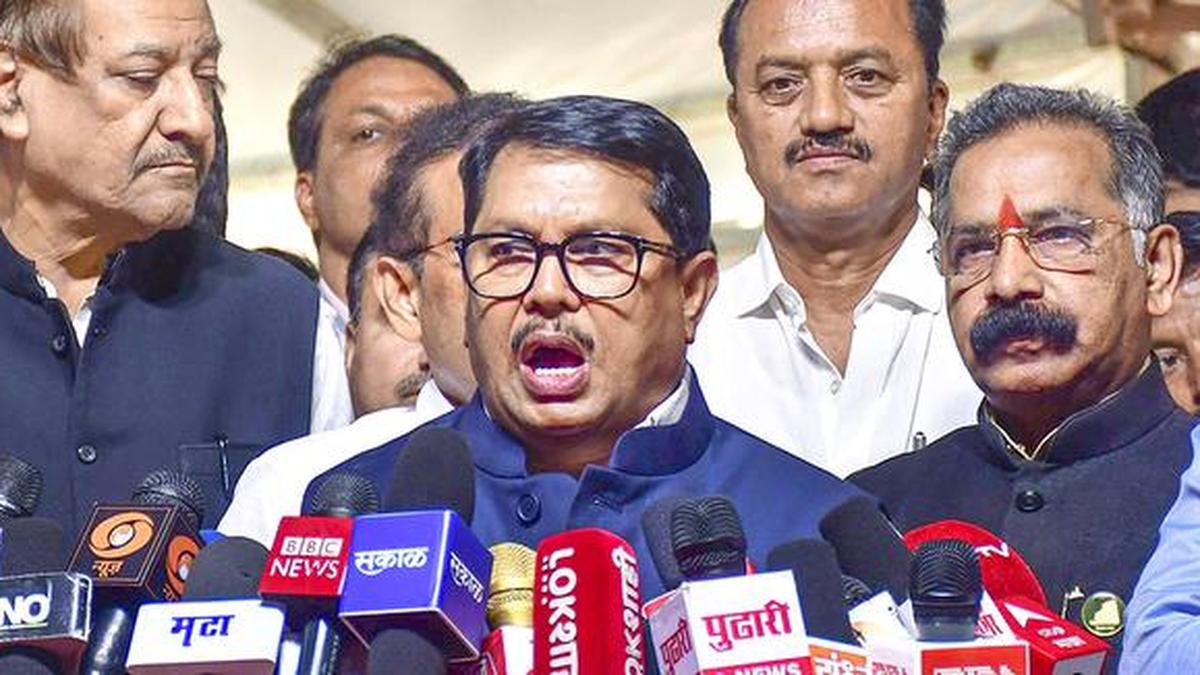 https://th-i.thgim.com/public/todays-paper/tp-national/tp-newdelhi/iqcf2t/article69766279.ece/alternates/LANDSCAPE_1200/Opposition-WalkGA8EJ50OL.3.jpg.jpg