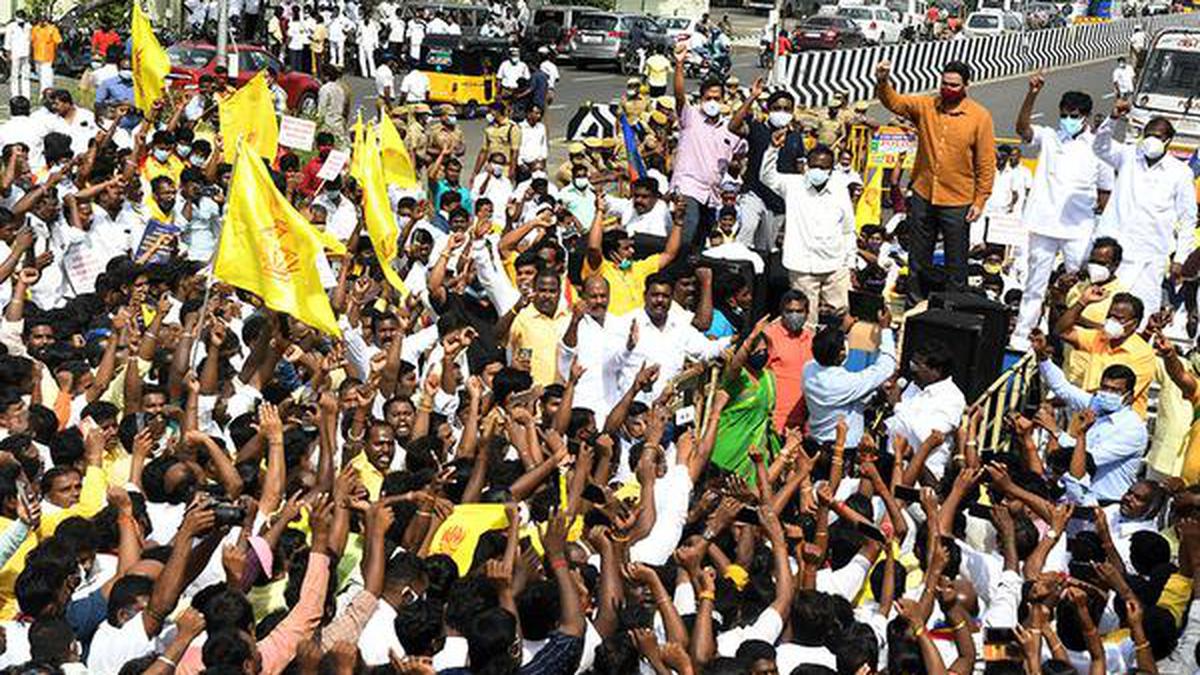 Madras HC declares Vanniyar reservation law unconstitutional