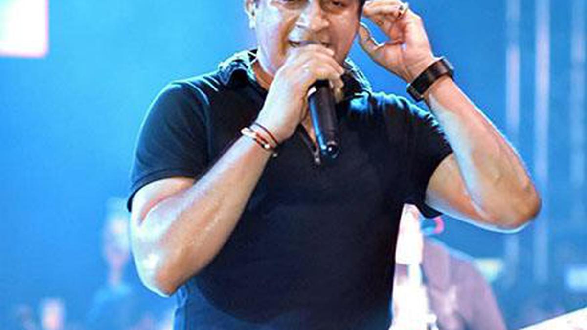 PIL demands CBI probe into singer KK’s death