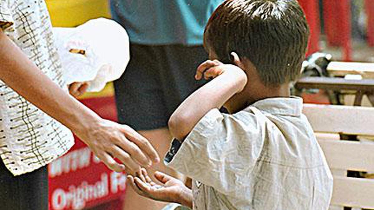 55 persons begging at traffic junctions in Bengaluru rescued