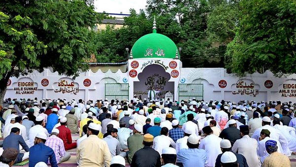 Bakrid celebrated with gaiety in Hyderabad