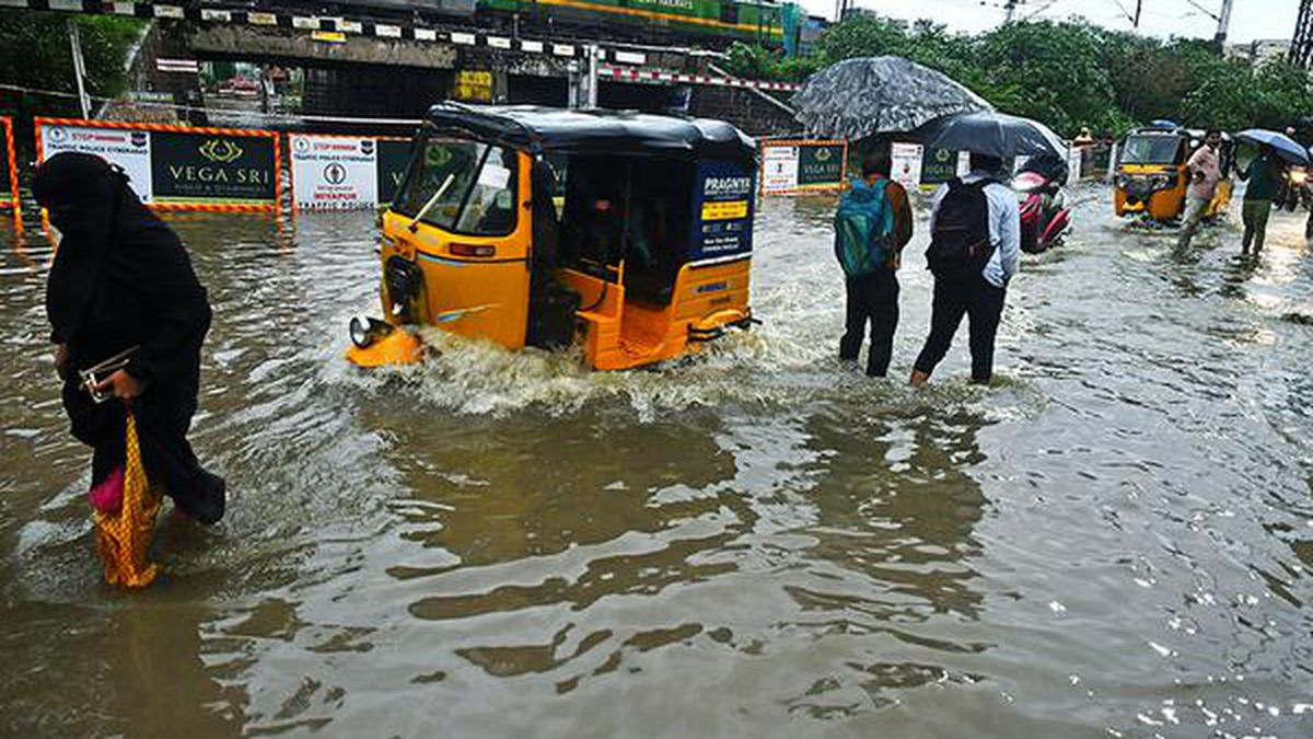 As rain pounds city, hybrid work mode comes to aid of IT workforce