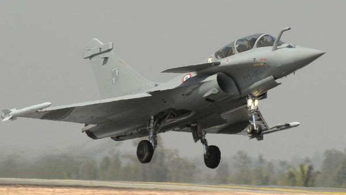 Opposition welcomes SC verdict on Rafale review petitions