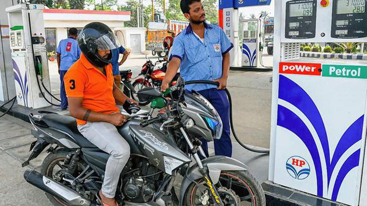 Data | Will a cut in Centre’s excise duty on petrol reduce States’ sales tax revenue?