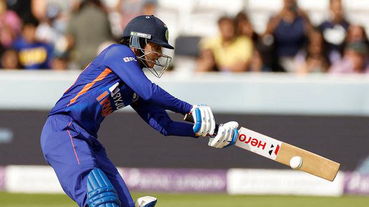 Fluent Mandhana moves India closer to World T20 semi-finals